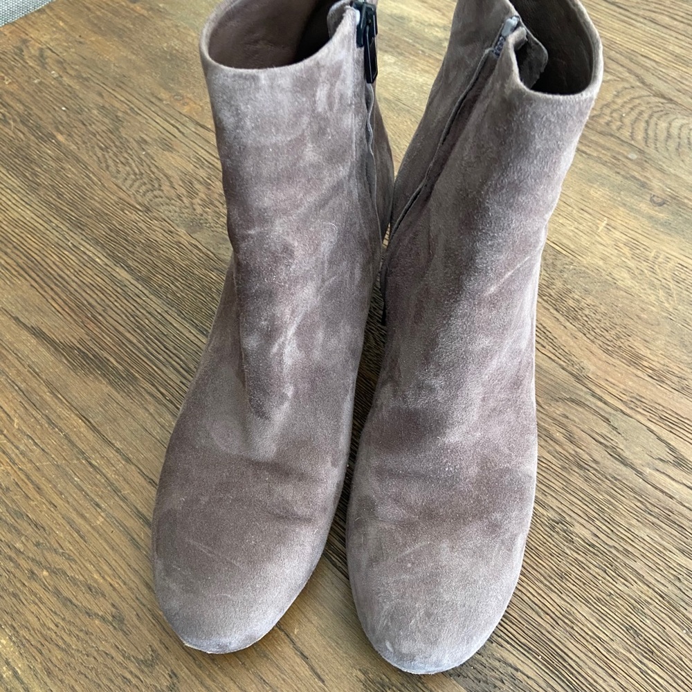 Women’s Vince booties